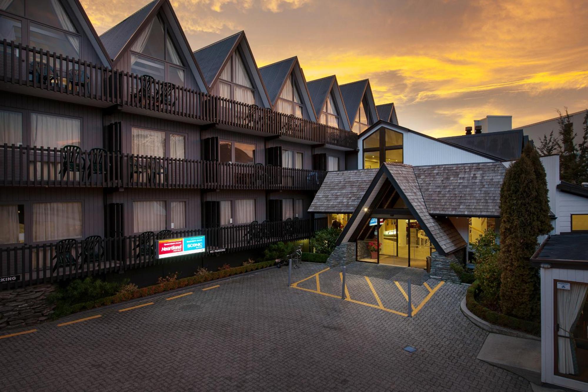 Heartland Hotel Квінстаун Екстер'єр фото