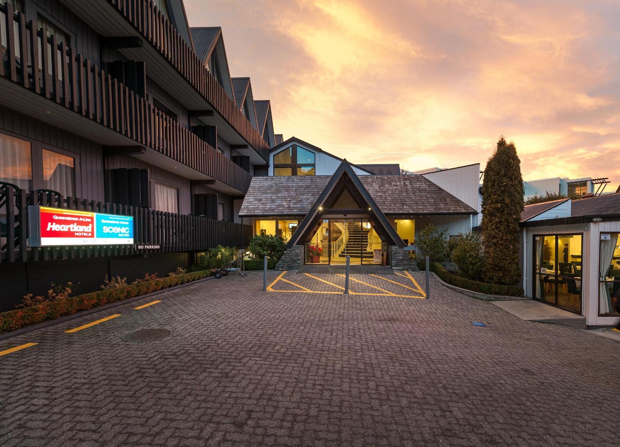 Heartland Hotel Квінстаун Екстер'єр фото