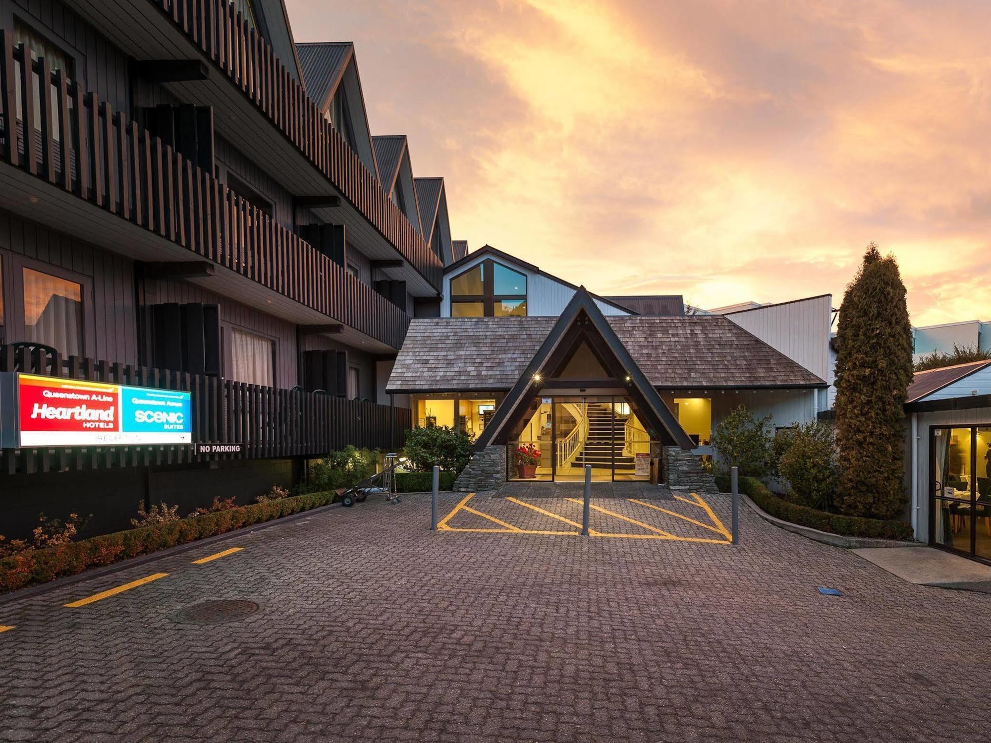 Heartland Hotel Квінстаун Екстер'єр фото